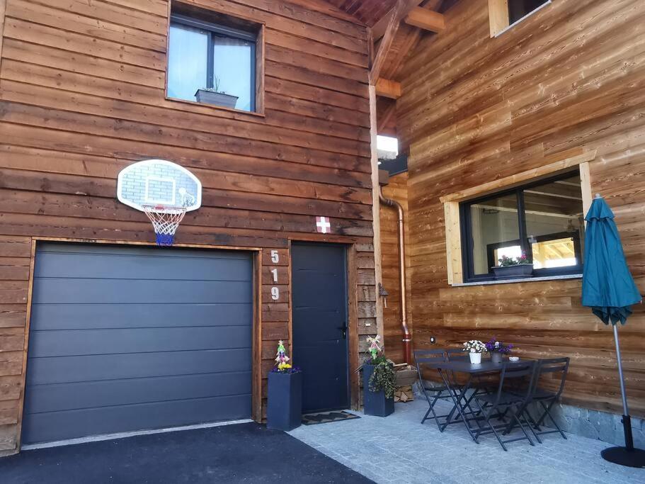 Appartement Vue Sur Le Golf Et Le Lac Leman Publier Exteriör bild