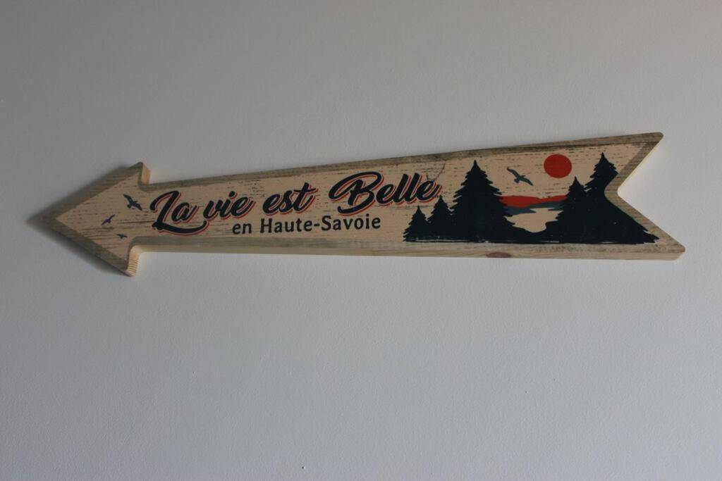 Appartement Vue Sur Le Golf Et Le Lac Leman Publier Exteriör bild